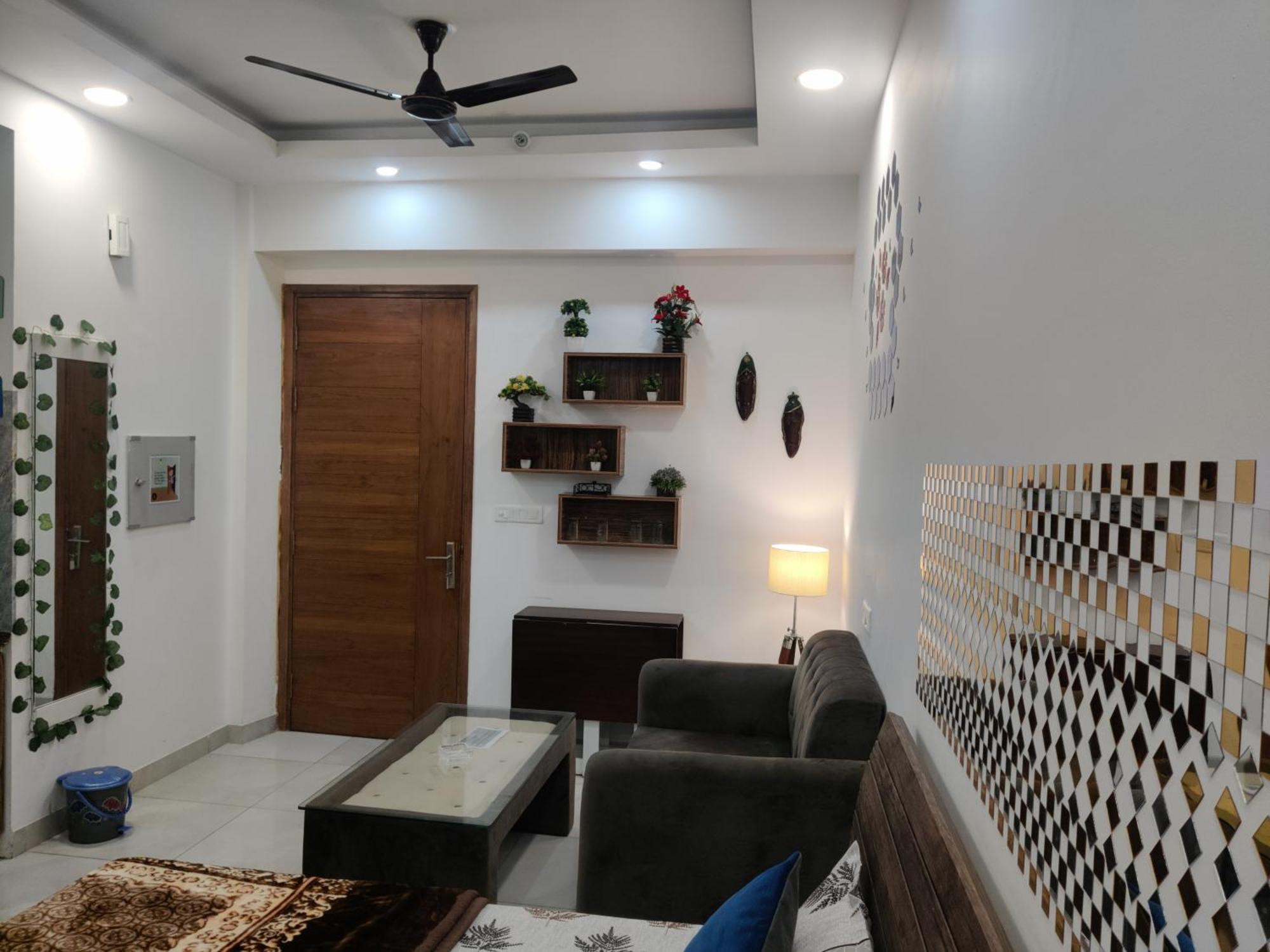 The Forest Stays-Luxury Studio Apartment In Noida Extérieur photo