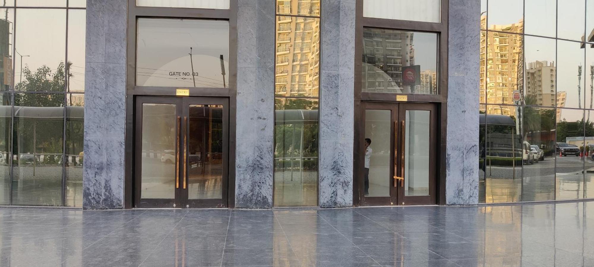 The Forest Stays-Luxury Studio Apartment In Noida Extérieur photo